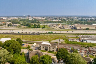 16 Prom Ronald, Montréal-Ouest, QC - Vue aérienne vue de carte - Image1