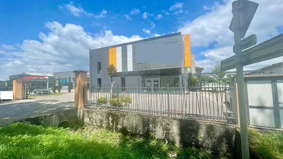 Industriel/Logistique dans Saint-Denis-lès-Bourg à louer - Photo de l’immeuble – Image 3 sur 17