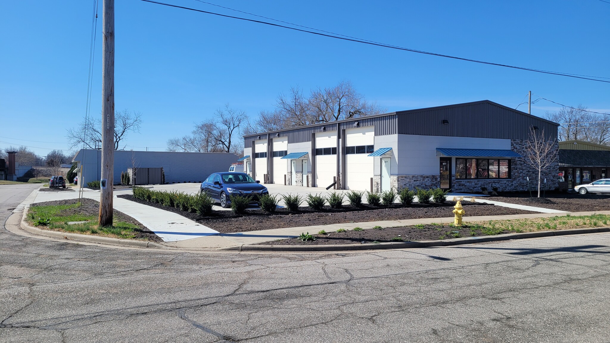 821 E Park St, Olathe, KS à louer Photo de l’immeuble– Image 1 sur 15