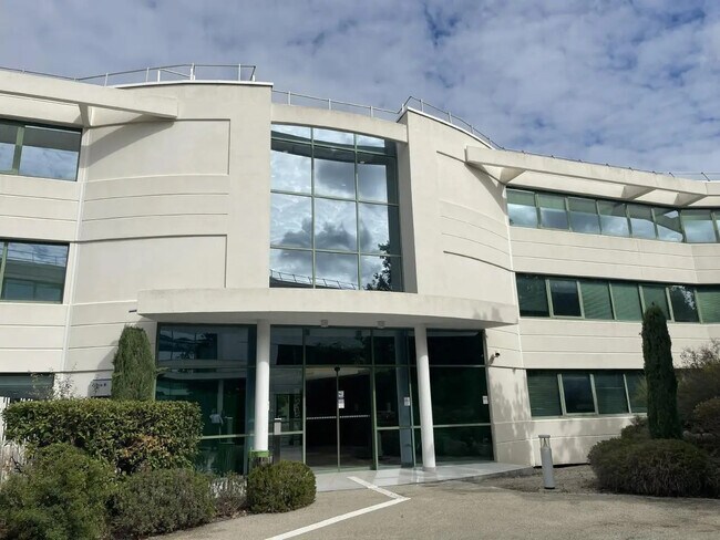 Plus de détails pour Bureau à louer