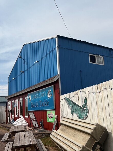 1000 W Main St, Merrill, WI à vendre - Photo de l’immeuble – Image 1 sur 10