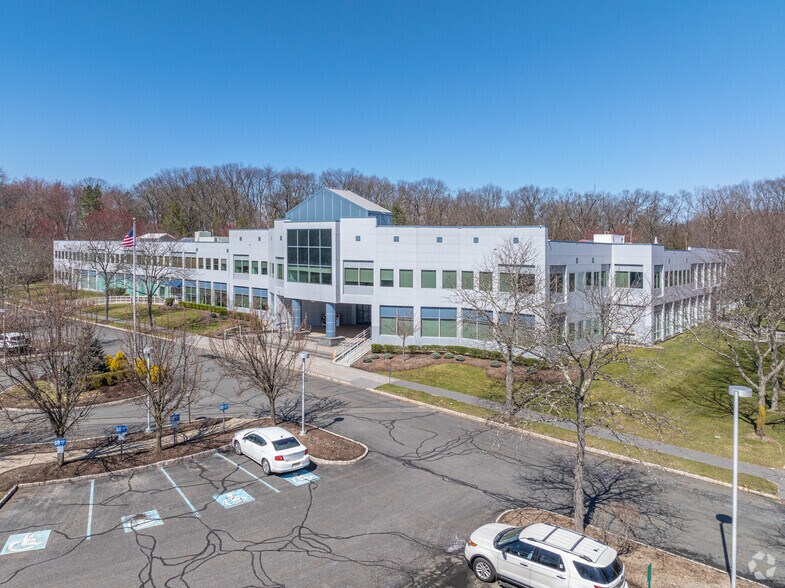 333 Route 46, Mountain Lakes, NJ à louer - Photo de l’immeuble – Image 1 sur 6