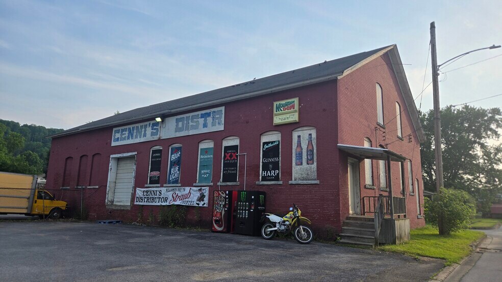 1049 Center Street Ext, Ridgway, PA à vendre - Photo de l’immeuble – Image 2 sur 7