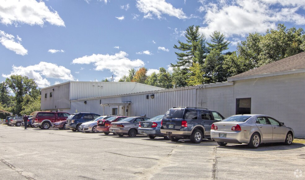 95 Runnells Bridge Rd, Hollis, NH à louer - Photo de l’immeuble – Image 3 sur 7
