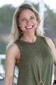 Christie Defoor