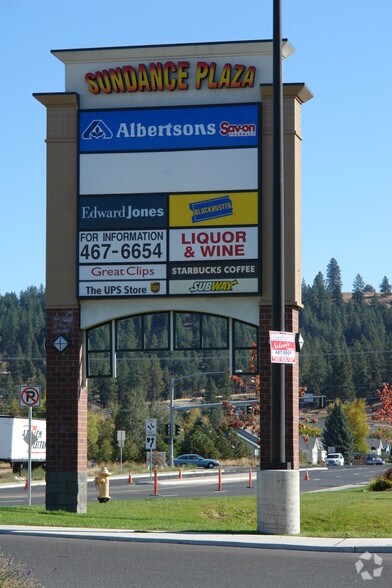 8801 N Indian Trail Rd, Spokane, WA à louer - Photo de l’immeuble – Image 2 sur 13