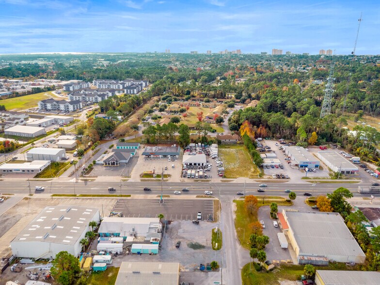 8027 Front Beach Rd, Panama City Beach, FL à vendre - Photo de l’immeuble – Image 2 sur 8