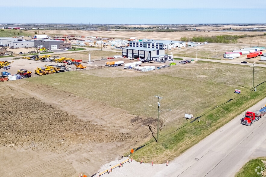 3302 Allard Av, Leduc, AB à vendre - Aérien – Image 2 sur 2