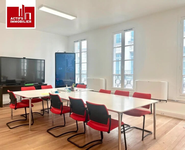 Bureau dans Paris à louer - Photo de l’immeuble – Image 2 sur 8