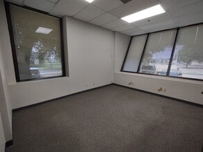 1800 Teague Dr, Sherman, TX à louer Photo intérieure– Image 1 sur 2