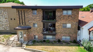 Plus de détails pour 12510 Vincennes Rd, Blue Island, IL - Logement à vendre
