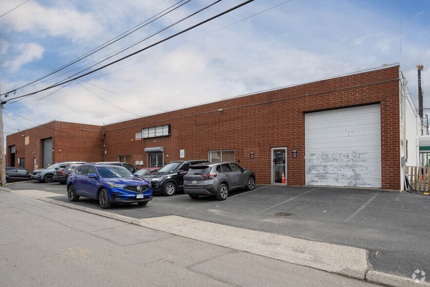 3505 Hampton Rd, Oceanside, NY à louer - Photo principale – Image 1 sur 7