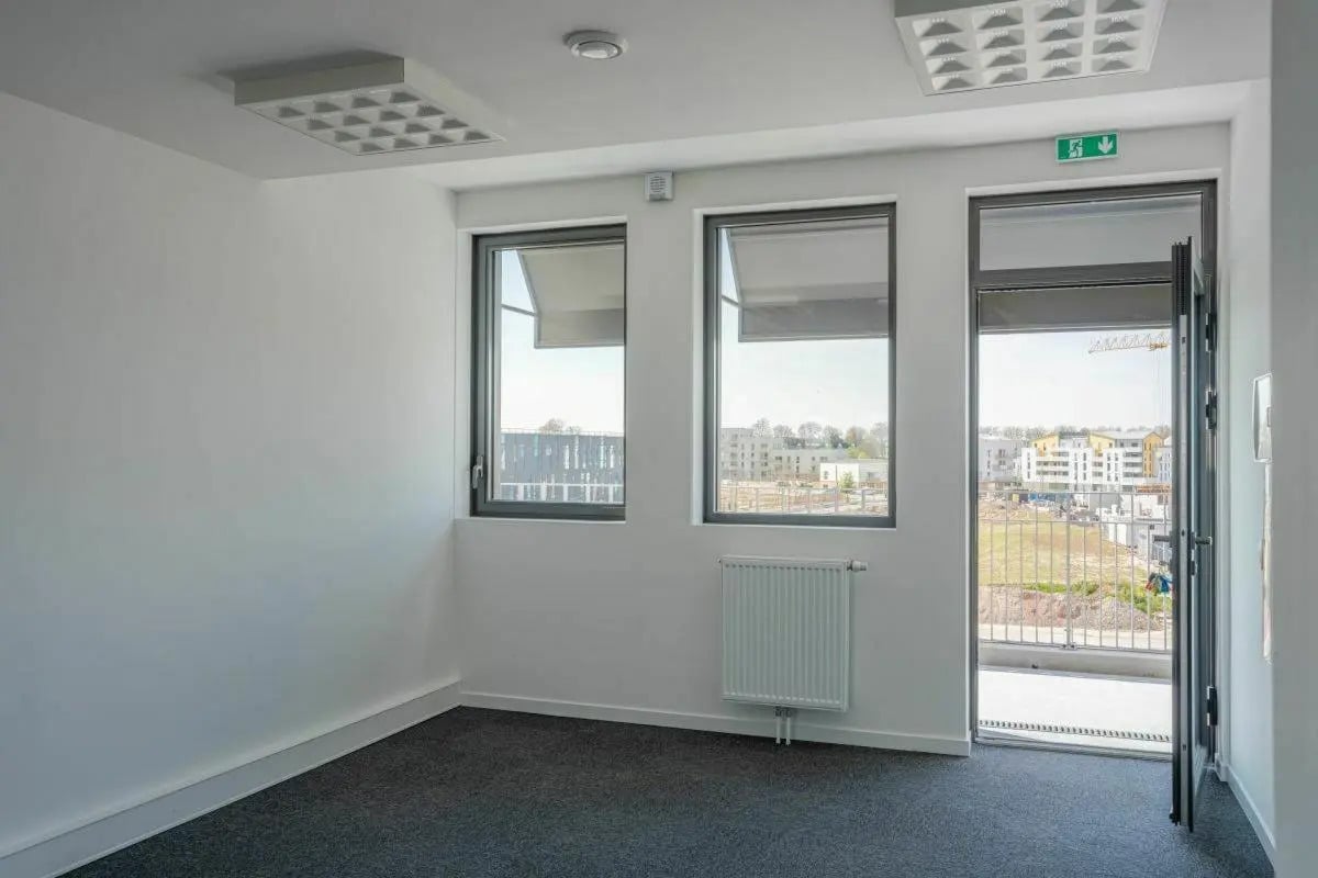 Bureau dans Épron à louer Photo de l’immeuble– Image 1 sur 14