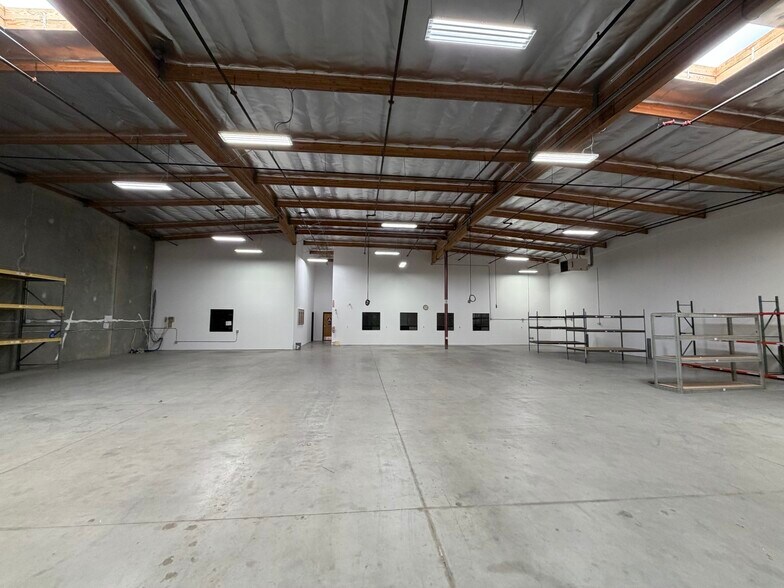 2389 A St, Santa Maria, CA à louer - Photo de l’immeuble – Image 2 sur 4