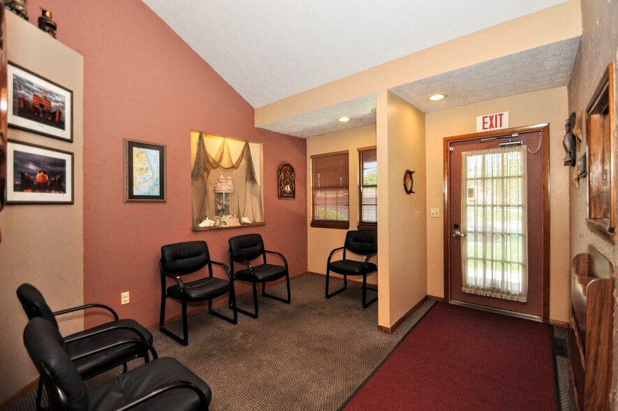 303 S 6th St, West Newton, PA à vendre - Photo intérieure – Image 3 sur 10