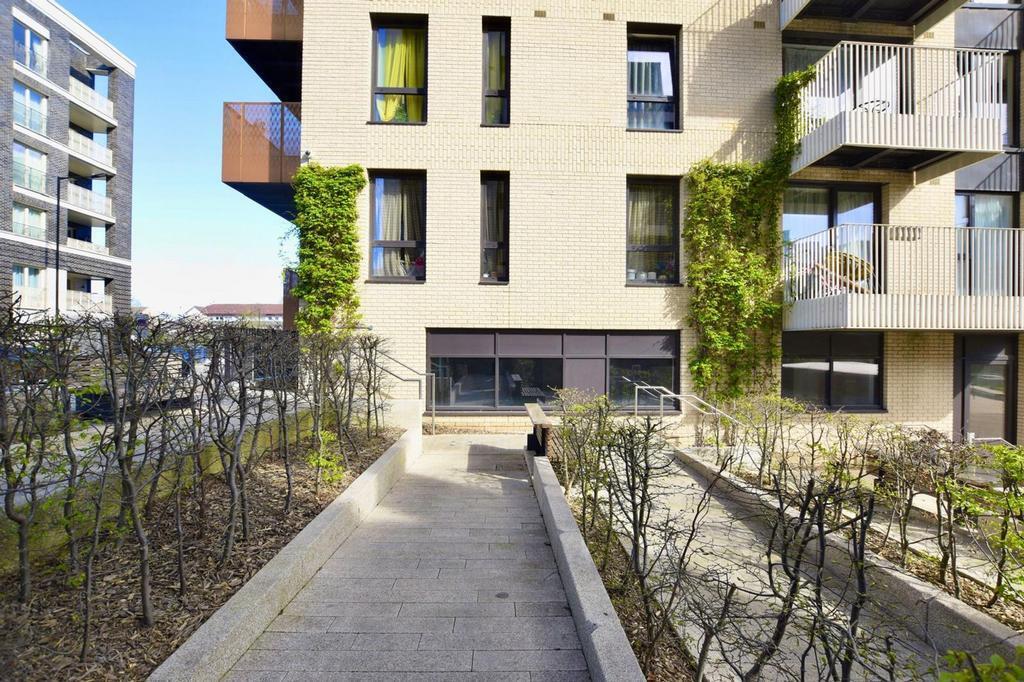 32 Penny Brookes Street, Londres à vendre Photo de l’immeuble– Image 1 sur 10