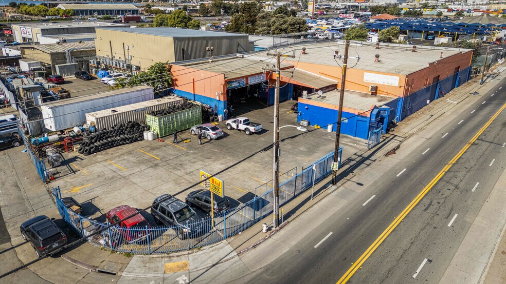 5901 Coliseum Way, Oakland, CA à vendre - Photo de l’immeuble – Image 3 sur 11