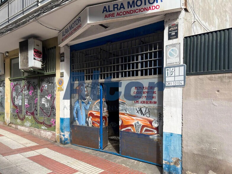 Immeuble residentiel dans Madrid, Madrid à vendre - Photo de l’immeuble – Image 2 sur 4