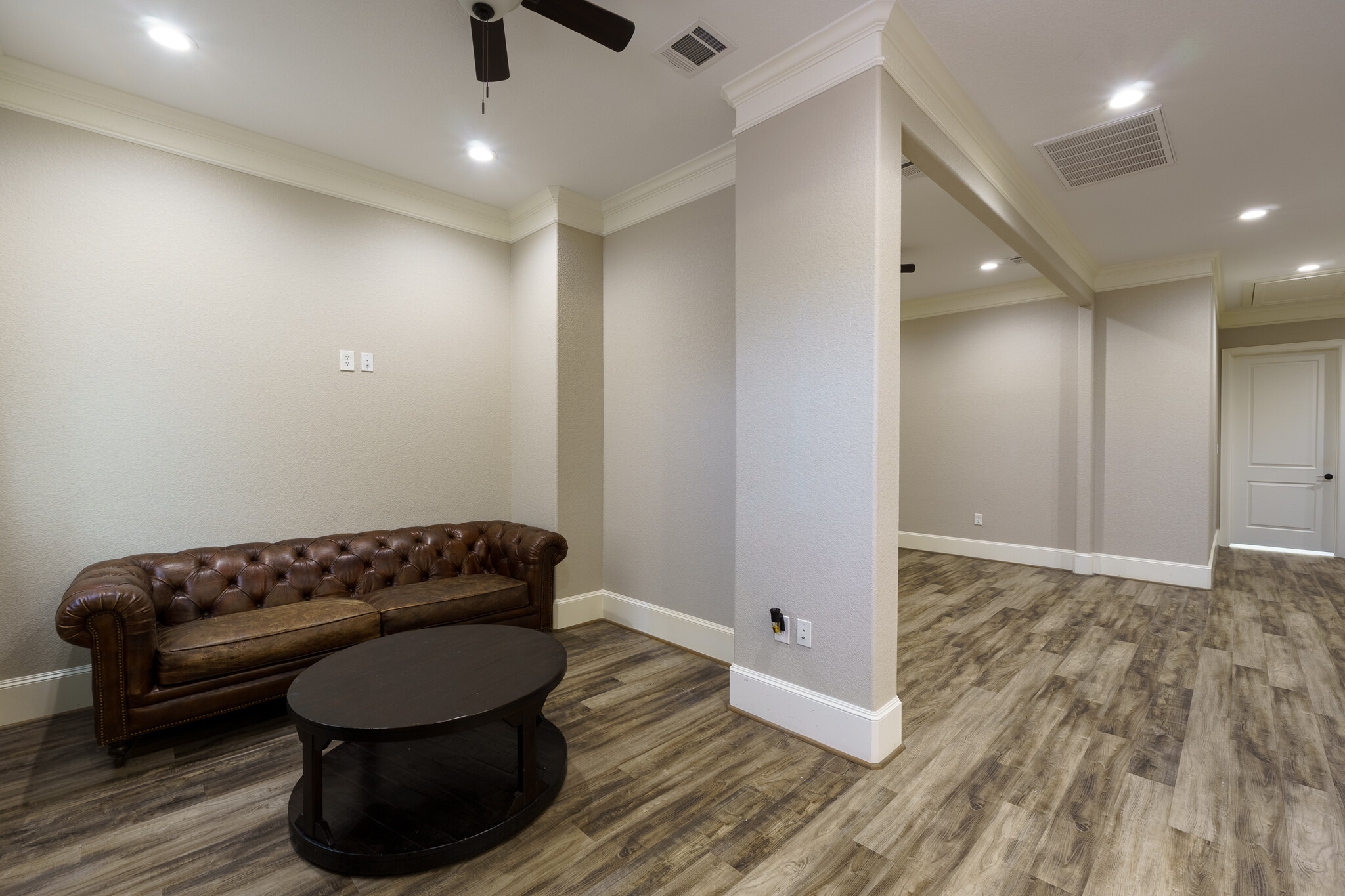 12243 Queenston Blvd, Houston, TX à louer Photo intérieure– Image 1 sur 17
