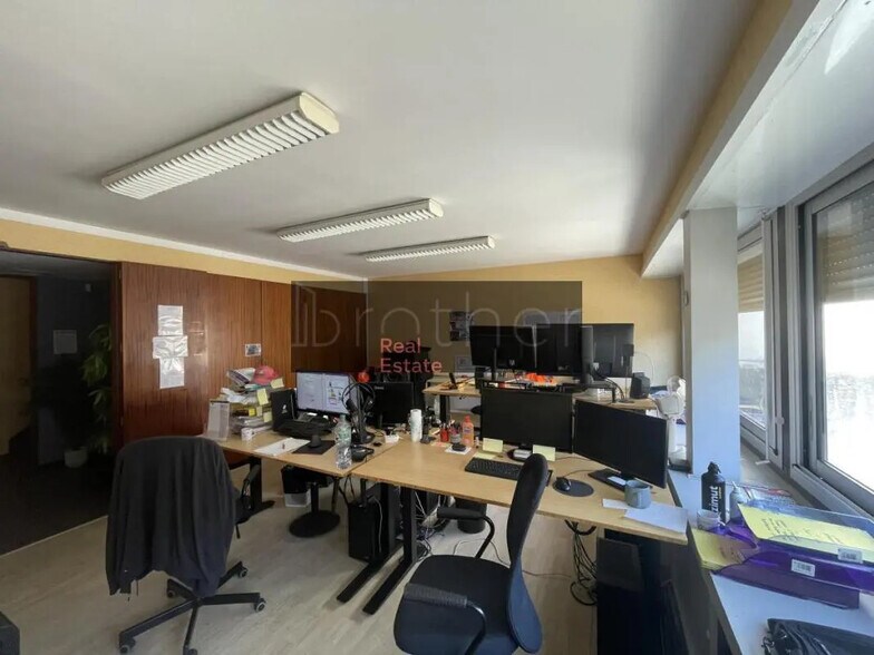 Bureau dans Bordeaux à louer - Photo de l’immeuble – Image 3 sur 5