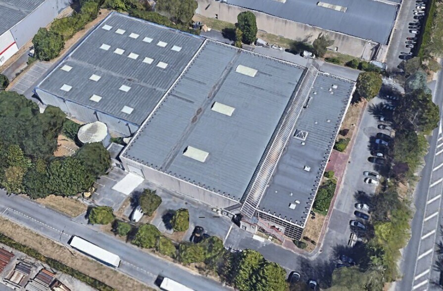 Local d'activités dans Maurepas à vendre - Aérien – Image 1 sur 6