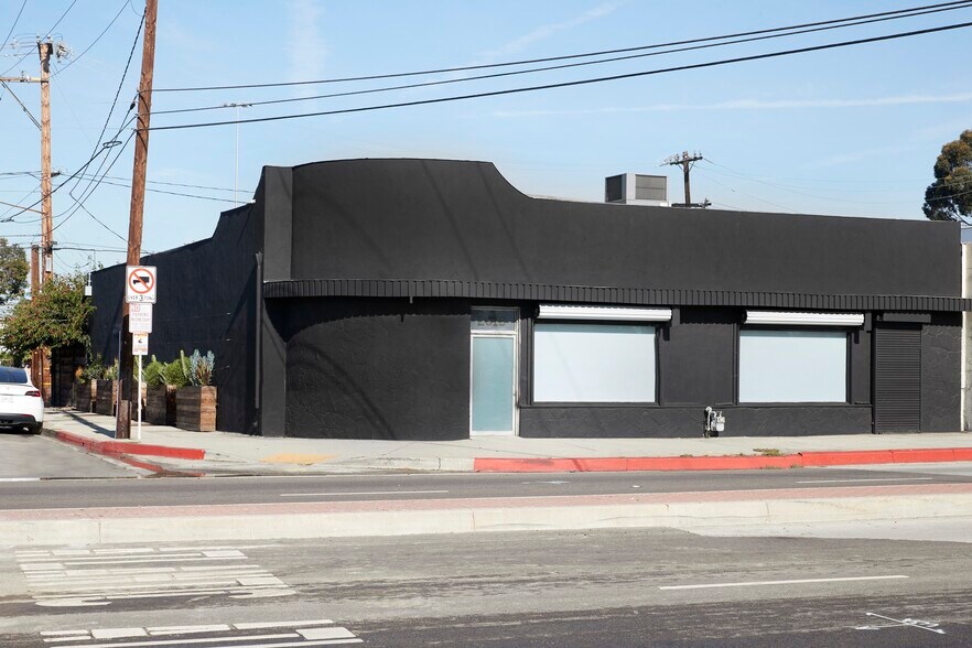 2075 S Atlantic Blvd, Commerce, CA à vendre - Photo principale – Image 1 sur 12