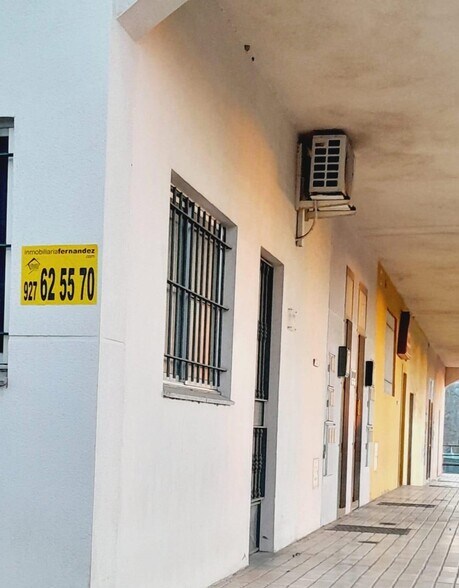 Local commercial dans Cáceres, Cáceres à vendre - Photo de l’immeuble – Image 1 sur 1