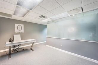 1110 Brickell Ave, Miami, FL à louer Photo intérieure– Image 1 sur 9