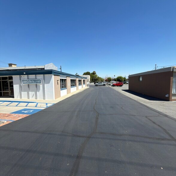 3689 Arlington Ave, Riverside, CA à louer - Photo de l’immeuble – Image 2 sur 5