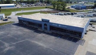 Plus de détails pour 1450 W Arrow St, Marshall, MO - Local commercial à vendre