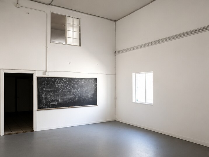 11316 Burbank Blvd, North Hollywood, CA à louer - Photo de l’immeuble – Image 3 sur 7