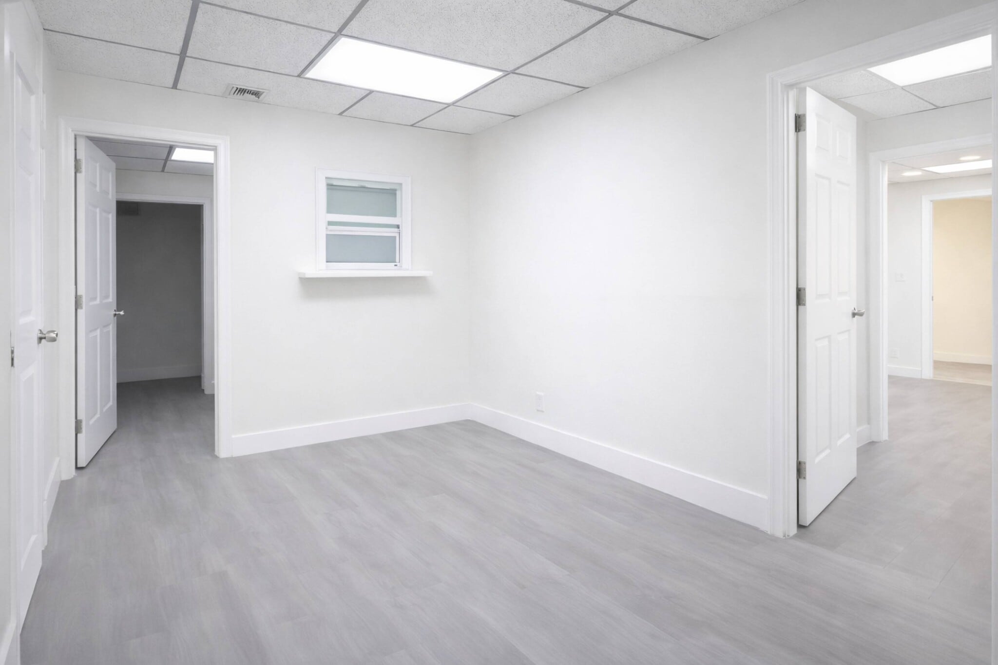 3383 NW 7th St, Miami, FL à louer Photo intérieure– Image 1 sur 5