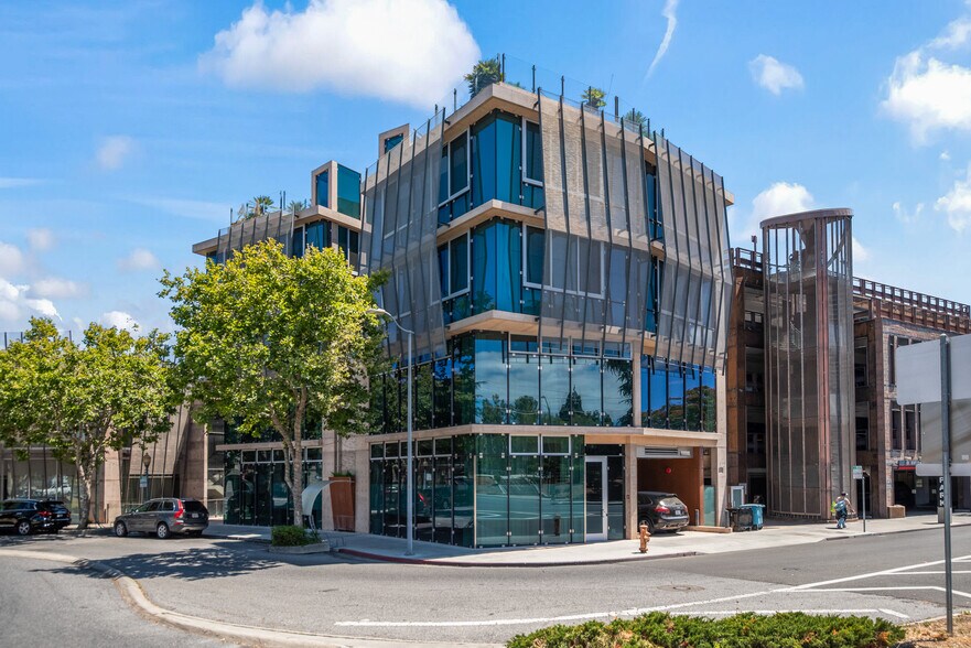 2 Office Bldgs. For Sale - 20,197 SF portefeuille de 2 biens à vendre sur LoopNet.fr - Photo de l’immeuble – Image 3 sur 8