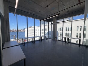 200 Kent Ave, Brooklyn, NY à louer Photo intérieure– Image 1 sur 9