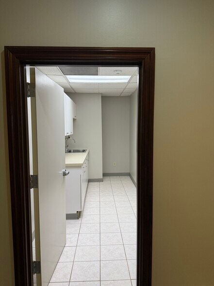 241 North Ave W, Westfield, NJ à louer - Photo intérieure – Image 3 sur 15