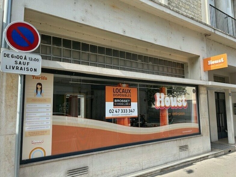 29 Rue Néricault Destouches, Tours à louer - Photo de l’immeuble – Image 2 sur 6