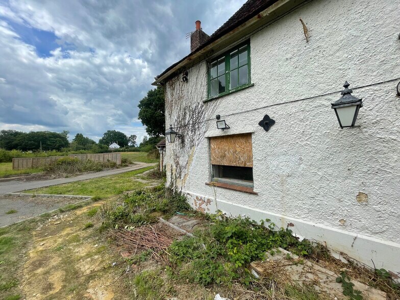 Rye Rd, Hawkhurst à vendre - Photo de l’immeuble – Image 3 sur 3