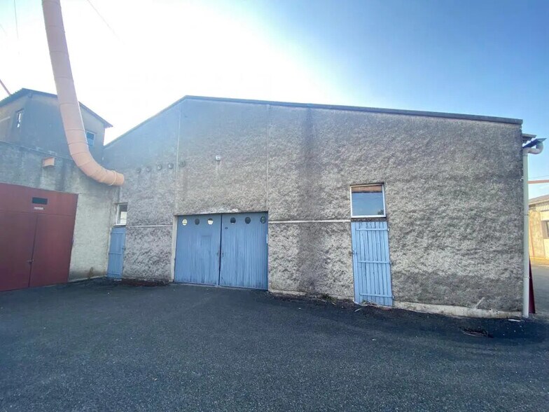 Local d’activités dans Cayrac à louer - Photo de l’immeuble – Image 2 sur 4