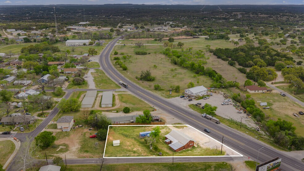 201 N US Highway 281, Johnson City, TX à vendre - Photo de l’immeuble – Image 2 sur 9