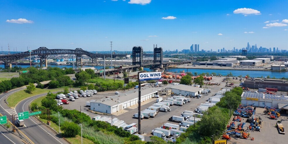 41-65 Doremus Ave, Newark, NJ à louer - Photo de l’immeuble – Image 2 sur 3