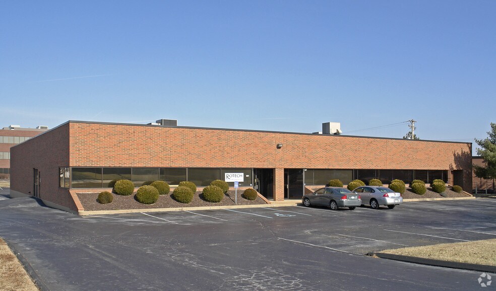 887-891 Bolger Ct, Fenton, MO à louer - Photo principale – Image 1 sur 13