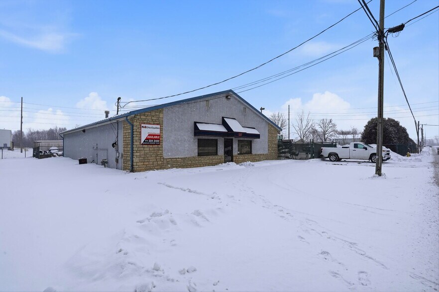 237 Curtis St, Delaware, OH à vendre - Photo principale – Image 1 sur 20