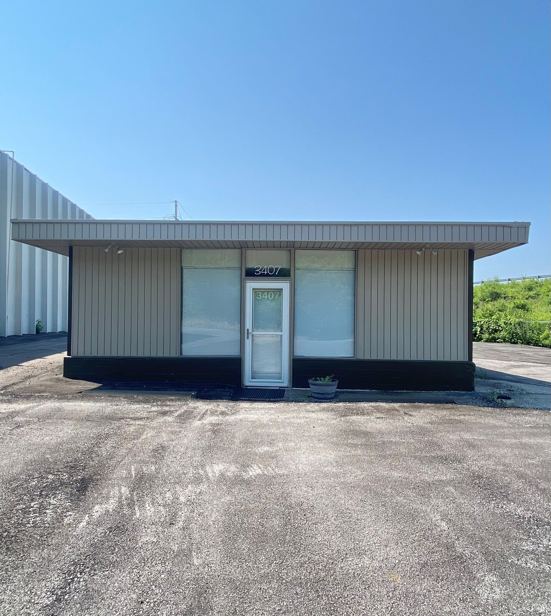 3407 NW Vivion Rd, Riverside, MO à louer Photo principale– Image 1 sur 2