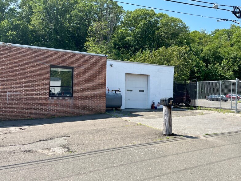 23 Pearl St, Norwalk, CT à louer - Photo de l’immeuble – Image 3 sur 9