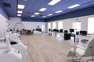 460 Garyray Dr, Toronto, ON à louer Photo intérieure– Image 2 sur 10