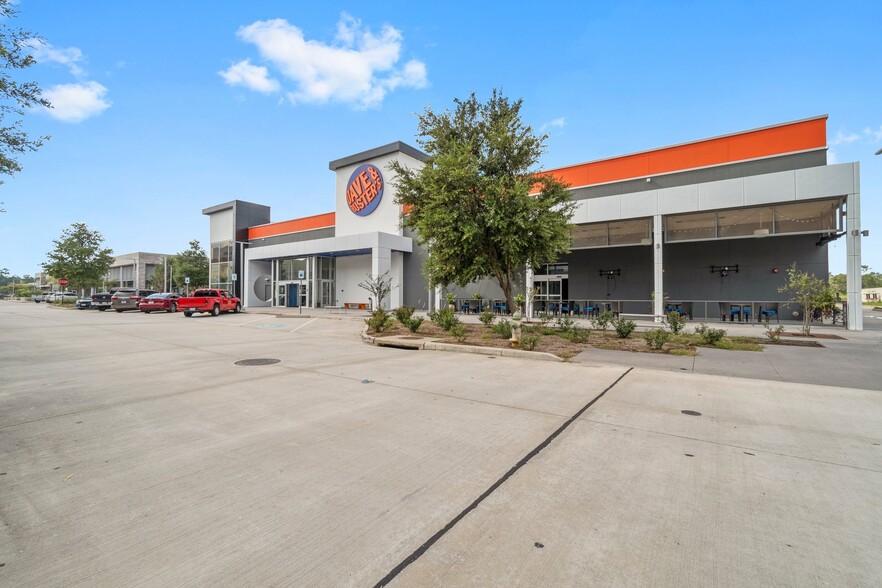 8915 Metropark Dr, Shenandoah, TX à vendre - Photo de l’immeuble – Image 2 sur 4