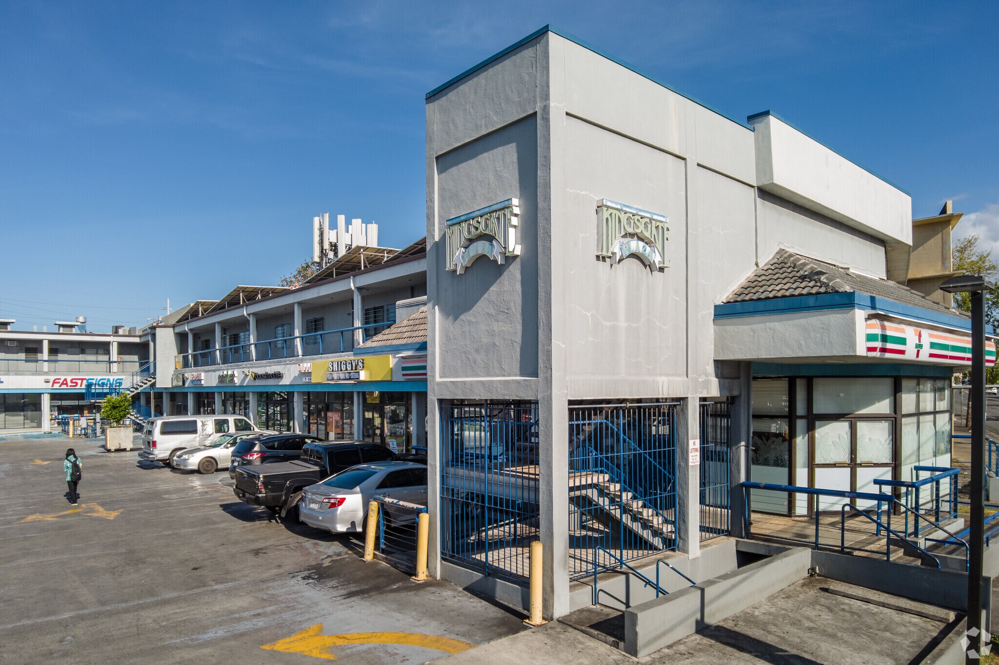 555 N King St, Honolulu, HI à vendre Photo principale– Image 1 sur 7