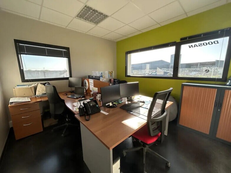 Industriel/Logistique dans Pontchâteau à vendre - Photo intérieure – Image 2 sur 3