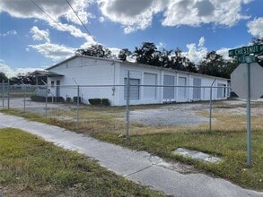 196 NE Chestnut Ave, Lake City, FL à louer Photo de l’immeuble– Image 2 sur 14