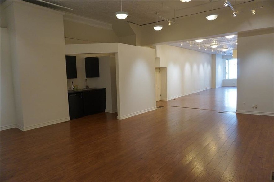 66 James St N, Hamilton, ON à vendre - Photo de l’immeuble – Image 2 sur 5